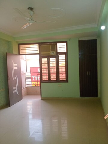 Living Room in 3.5 BHK Builder Floor at Dwarka Mor – for Rent