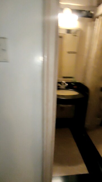 Master Bedroom in 4 BHK Apartment at Hill Side Powai, Powai – for Rent
