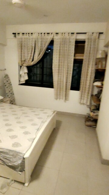 Master Bedroom in 4 BHK Apartment at Hill Side Powai, Powai – for Rent