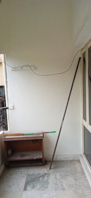 Furnished Amenities in 2 BHK Apartment at Sri Nagar Colony – for Sale