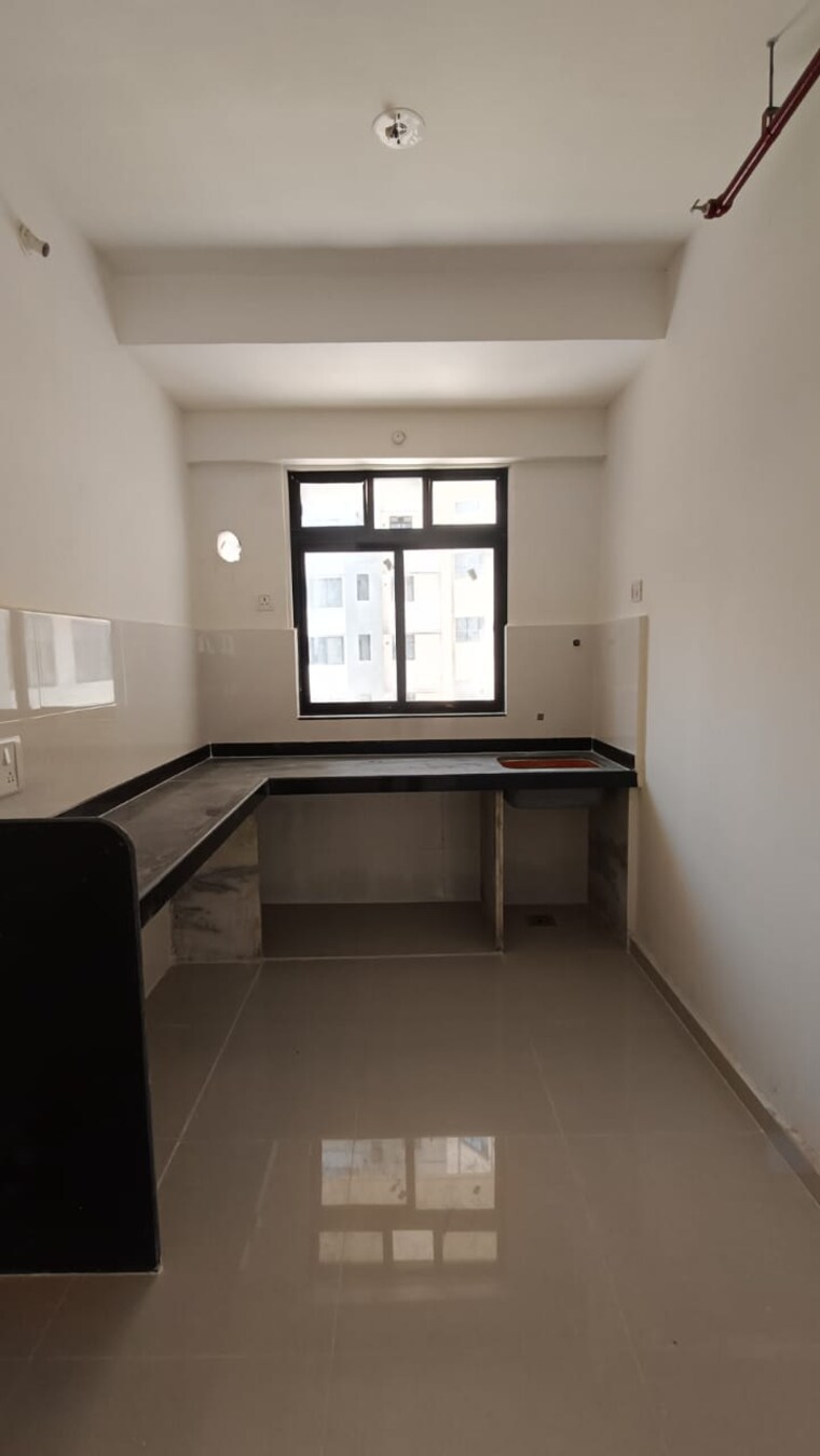Kitchen, mulund west 2 Bedroom 725 Sq.Ft. Apartment In Mulund West Mumbai 8573296