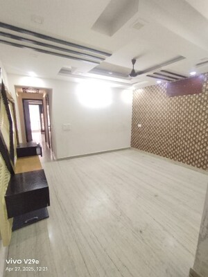Bedroom in 3.5 BHK Builder Floor at Mansarover Garden – for Sale