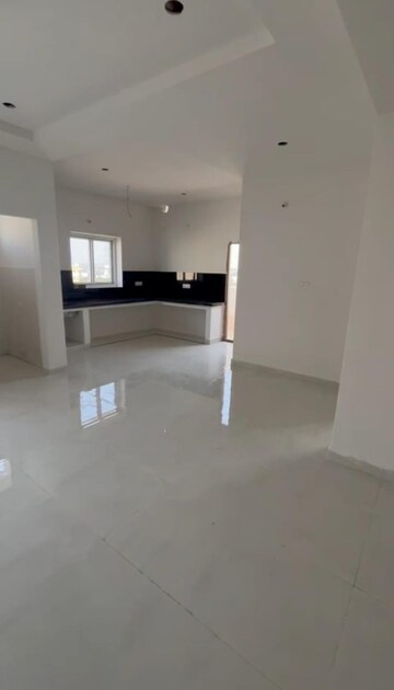 Room in 3 BHK Apartment at Mansoorabad – for Sale