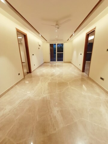 Room in 4 BHK Builder Floor at Ansal API Esencia, Sector 67 – for Rent
