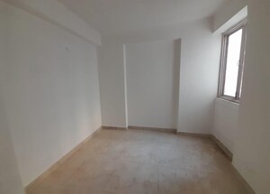 Room in 3 BHK Apartment at Sarvome Shree Homes, Sector 45 – for Sale