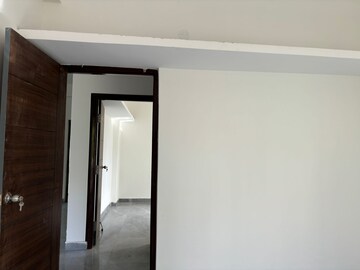 Room in 3 BHK Apartment at Mansoorabad – for Sale