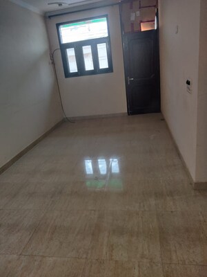 Bedroom in 2 BHK Builder Floor at Hauz Khas – for Rent