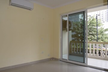 Room in 4 BHK Builder Floor at Ansal API Esencia, Sector 67 – for Rent