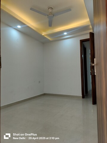 Bedroom in 3 BHK Builder Floor at Chattarpur – for Rent