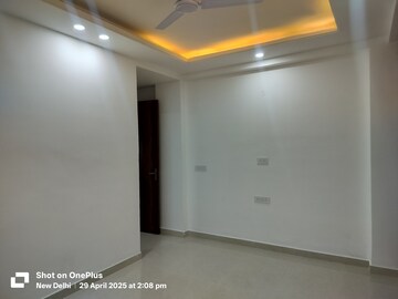 Master Bedroom in 3 BHK Builder Floor at Chattarpur – for Rent