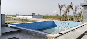 Swimming Pool in 4 BHK Builder Floor at Sector 72 – for Sale