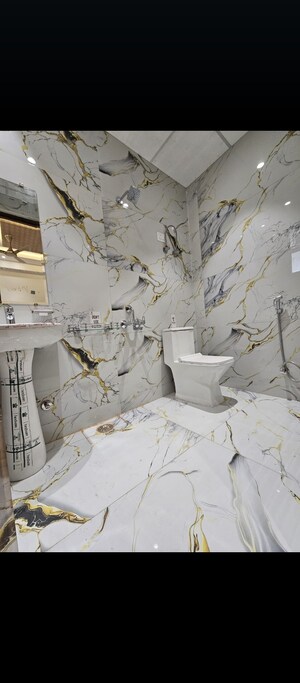 Master Bedroom in 2 BHK Builder Floor at Green Home, Sector 73 – for Sale