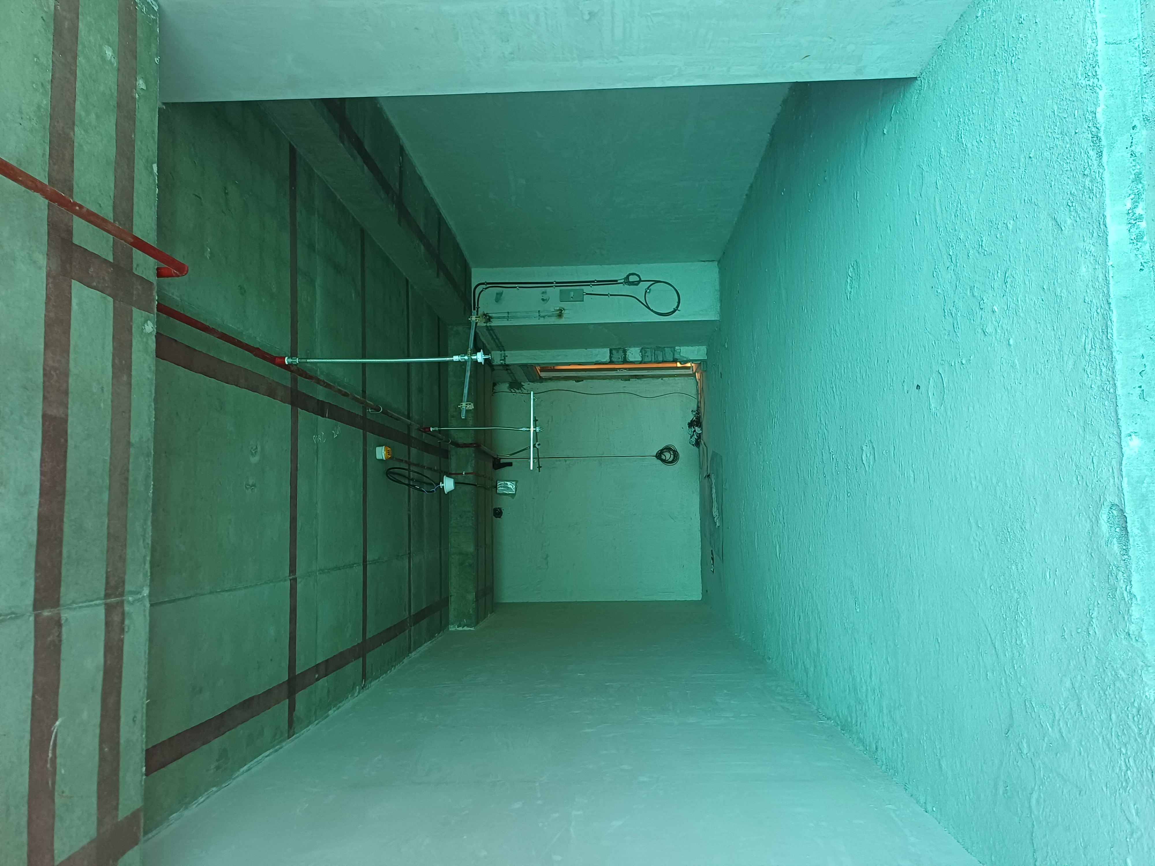 Office Space For Sale in Parinee I