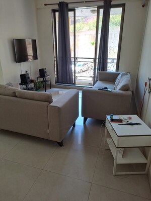 2 BHK Apartment For Sale in Lake Florence, Powai