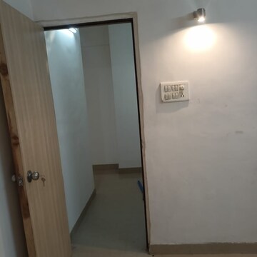 Room in 1 BHK Apartment at Lotus Residency Goregaon West, Mahatma Jyotibha Phule Nagar – for Sale