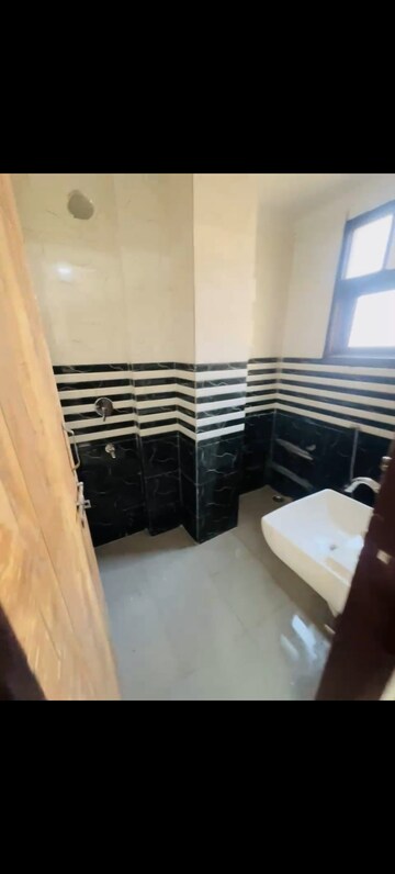 Master Bedroom in 1 BHK Builder Floor at Saket – for Rent