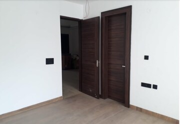 Room in 3 BHK Builder Floor at Sector 14 – for Sale