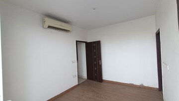 Room in 2 BHK Apartment at Sector 70 – for Sale