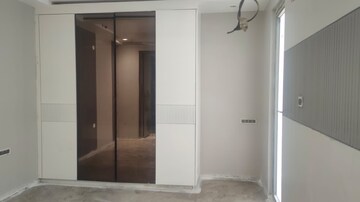 Room in 3 BHK Builder Floor at Sector 15 – for Sale