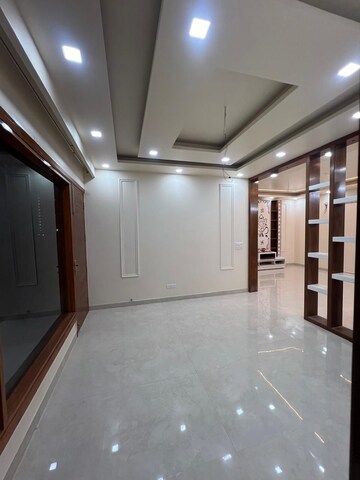 2 BHK Builder Floor For Rent in Sector 37c