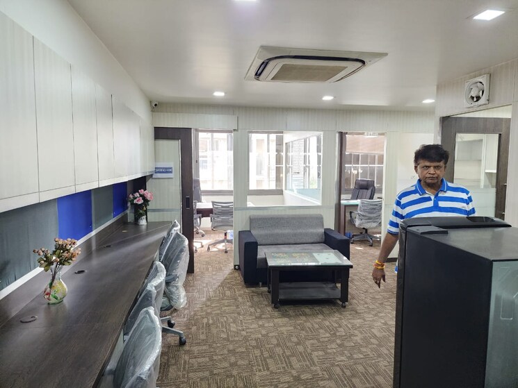  Parking, venus-amadeus Commercial Office Space 1108 Sq.Ft. In Jodhpur Ahmedabad 8577684