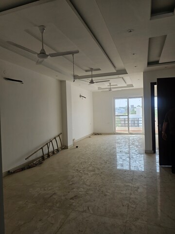 Balcony in 3 BHK Builder Floor at Uttam Builder Floors, Sainik Colony – for Sale