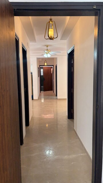 Building Lobby in 3 BHK Apartment at Hazratganj – for Rent