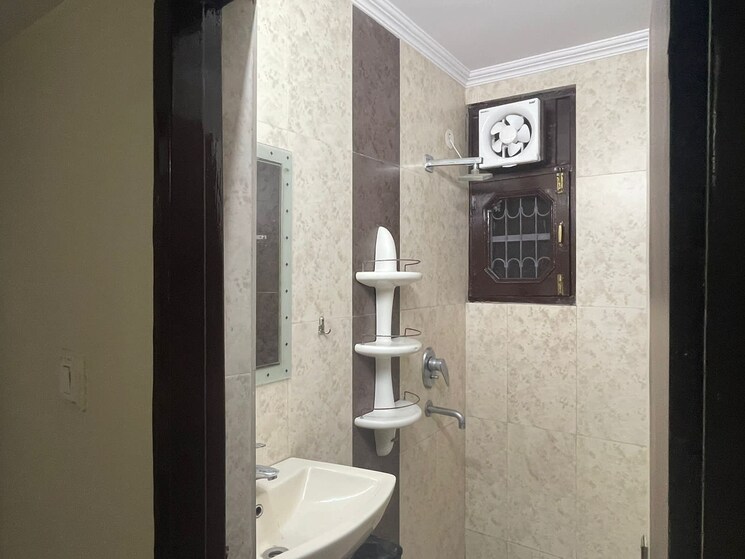 Bathroom, manimajra 3 Bedroom 1650 Sq.Ft. Apartment In Manimajra Chandigarh 8577999