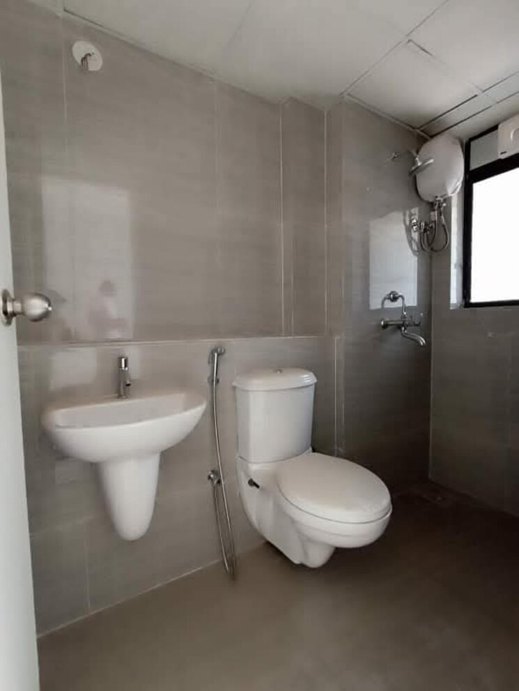 Bathroom, runwal-gardens 1 Bedroom 437 Sq.Ft. Apartment In Dombivli East Thane 8578190