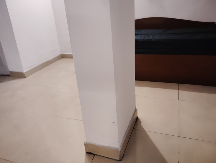 Master Bedroom, chittaranjan park 3.5 Bedroom 1500 Sq.Ft. Builder Floor In Chittaranjan Park Delhi 8578315