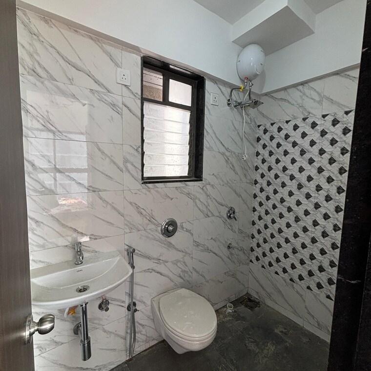 Bathroom, uk-iridium 1 Bedroom 410 Sq.Ft. Apartment In Kandivali East Mumbai 8578590