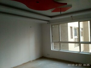Room in 2 BHK Apartment at Prateek Laurel, Sector 120 – for Sale