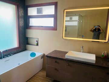 Kitchen in 4 BHK Villa at Nambiar Belleza, Sarjapur – for Rent