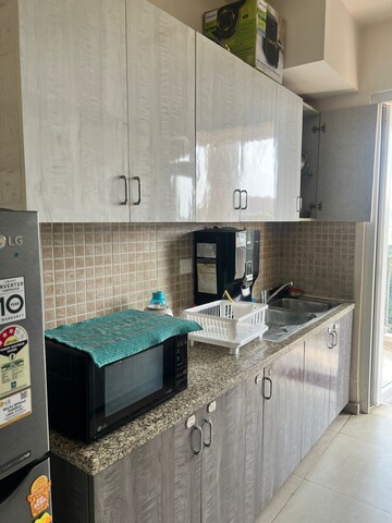 Kitchen in 3 BHK Apartment at DLF The Skycourt, Sector 86 – for Sale