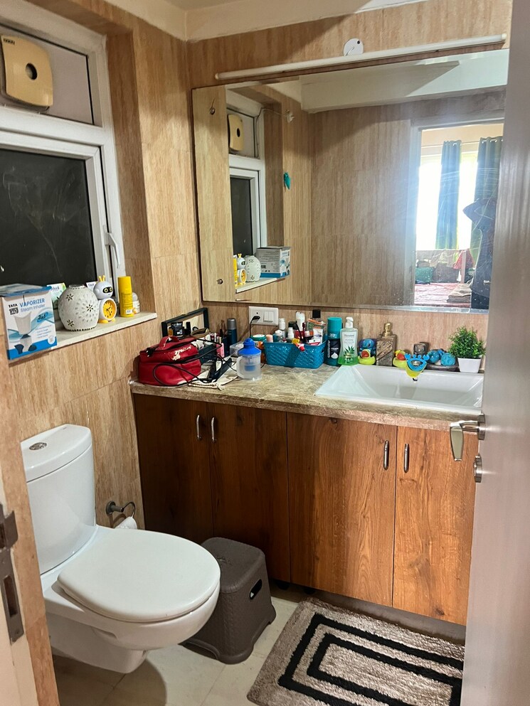 Master Bedroom, dlf-the-skycourt 3 Bedroom 1931 Sq.Ft. Apartment In Sector 86 Gurgaon 8578879