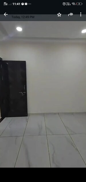 Furnished Amenities in 4 BHK Independent House at Bangali Square – for Sale