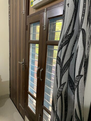 1 RK Builder Floor at RWA DDA Flats Kalkaji, East Of Kailash – for Rent