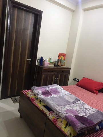 Bedroom in 1 RK Builder Floor at RWA DDA Flats Kalkaji, East Of Kailash – for Rent