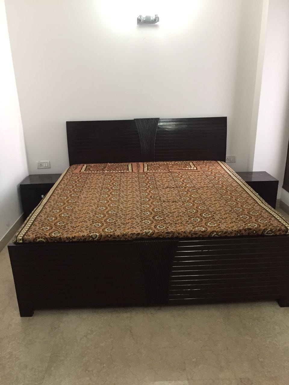 3 BHK + Pooja Room Builder Floor For Rent in East of Kailash Block-B RWA