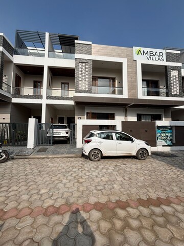 3 BHK Villa For Sale in High Ground
