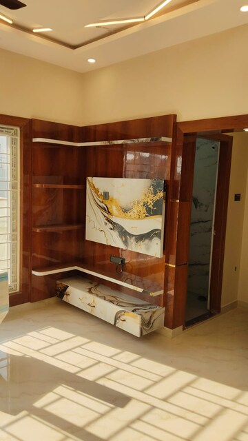Room in 6+ BHK Independent House at Jp Nagar – for Sale