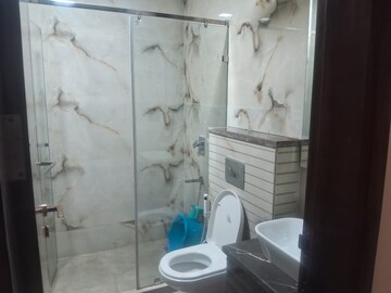 Bathroom in 4 BHK Builder Floor at Dlf Phase I – for Rent