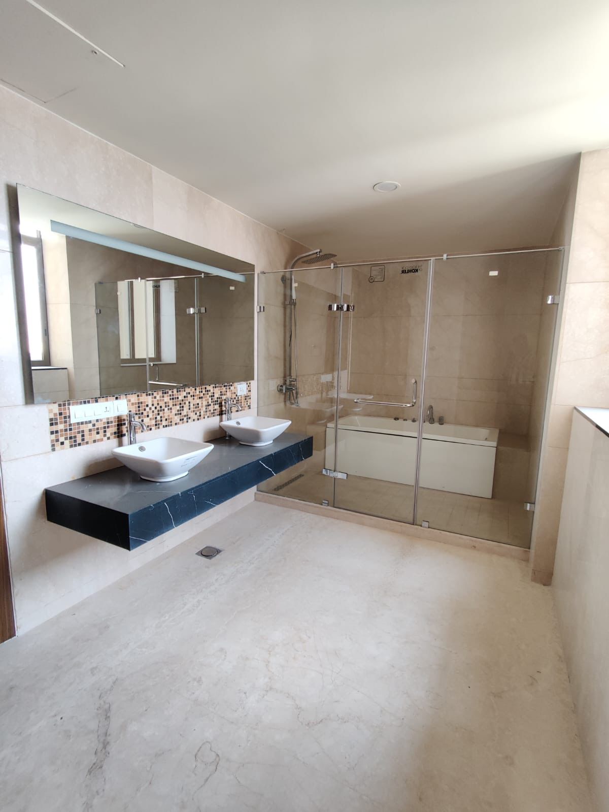 5 BHK + Pooja Room,Servant Room,Study Room 6343 Sq.Ft. Apartment in M3M ST. Andrews Golf Residences