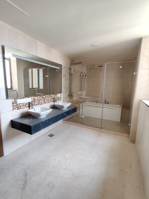 5 BHK Apartment For Sale in M3M ST. Andrews Golf Residences, Sector 65