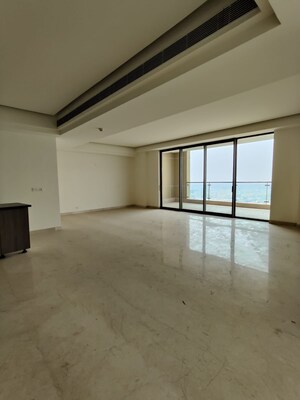 Room in 5 BHK Apartment at M3M ST. Andrews Golf Residences, Sector 65 – for Sale