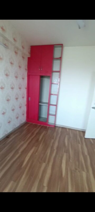 Room in 3 BHK Apartment at ROF Aalayas Phase 2, Sector 102 – for Rent