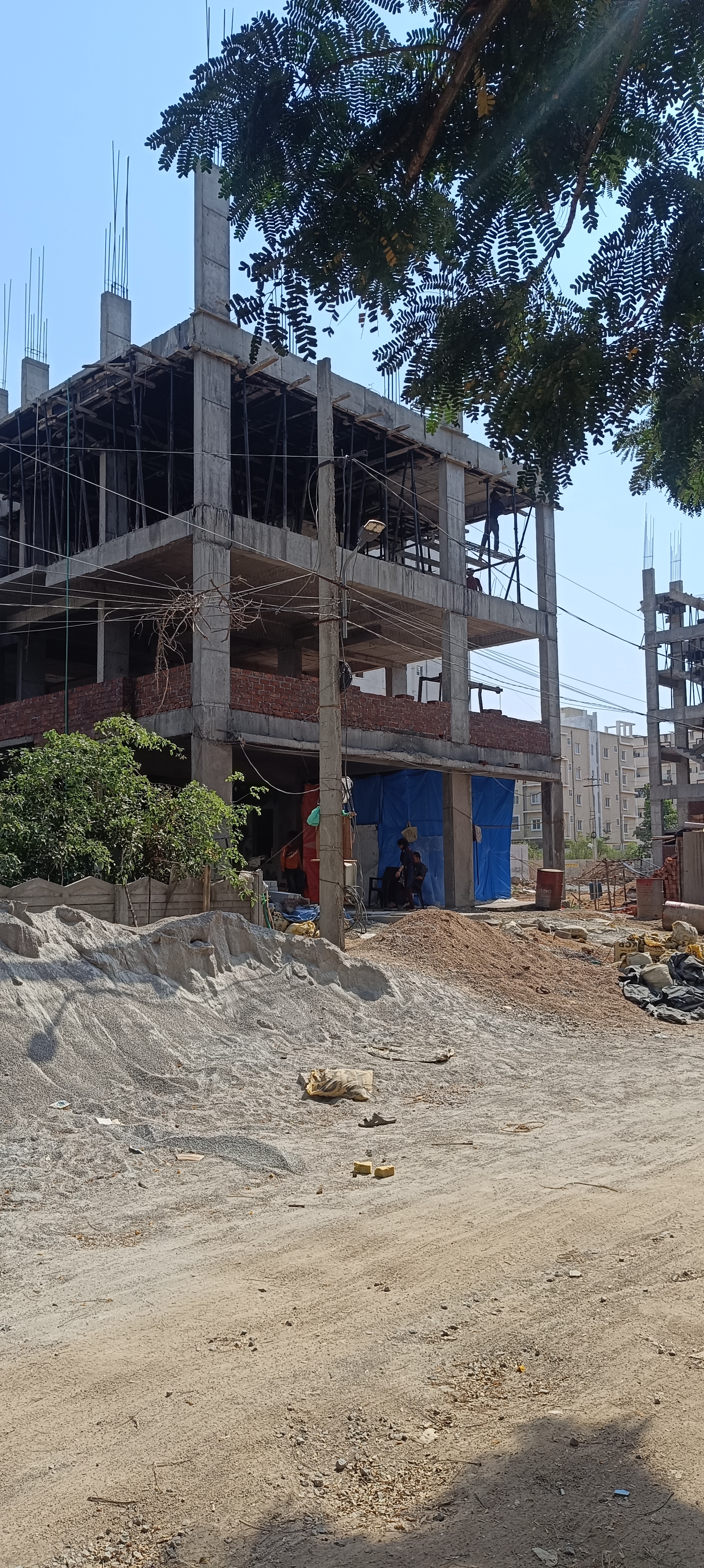 2 BHK + Pooja Room Apartment For Sale in Vajra Bulder 