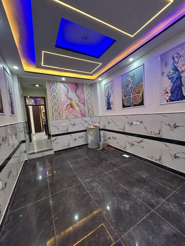 Room in 3 BHK Independent House at Uttam Nagar – for Sale