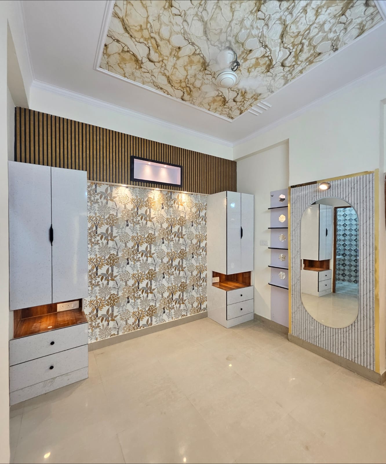 1.5 BHK + Extra Room Apartment For Sale in Moti Residency 