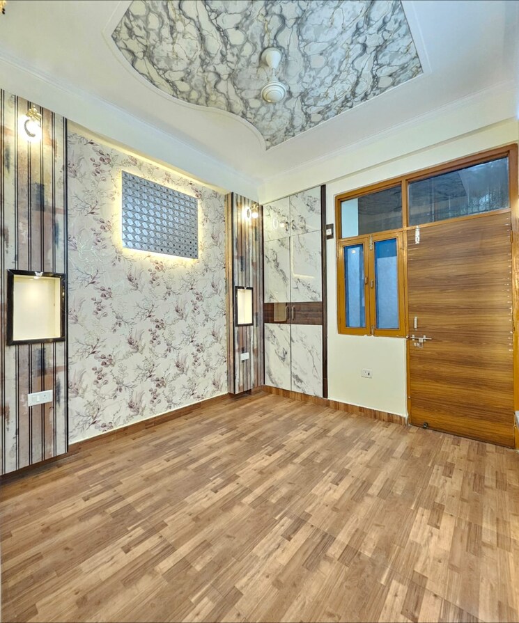 Room, raj nagar extension 1.5 Bedroom 665 Sq.Ft. Apartment In Raj Nagar Extension Ghaziabad 8580082